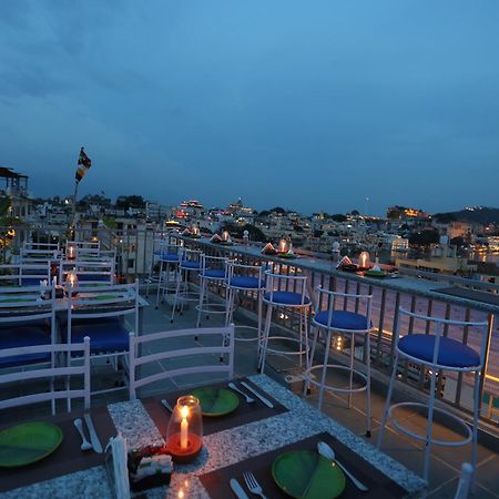 Neev Haweli Hotel Udaipur Buitenkant foto