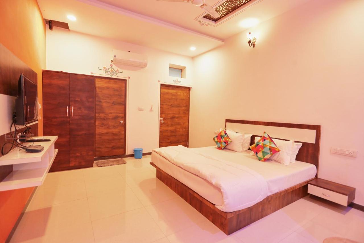 Neev Haweli Hotel Udaipur Buitenkant foto