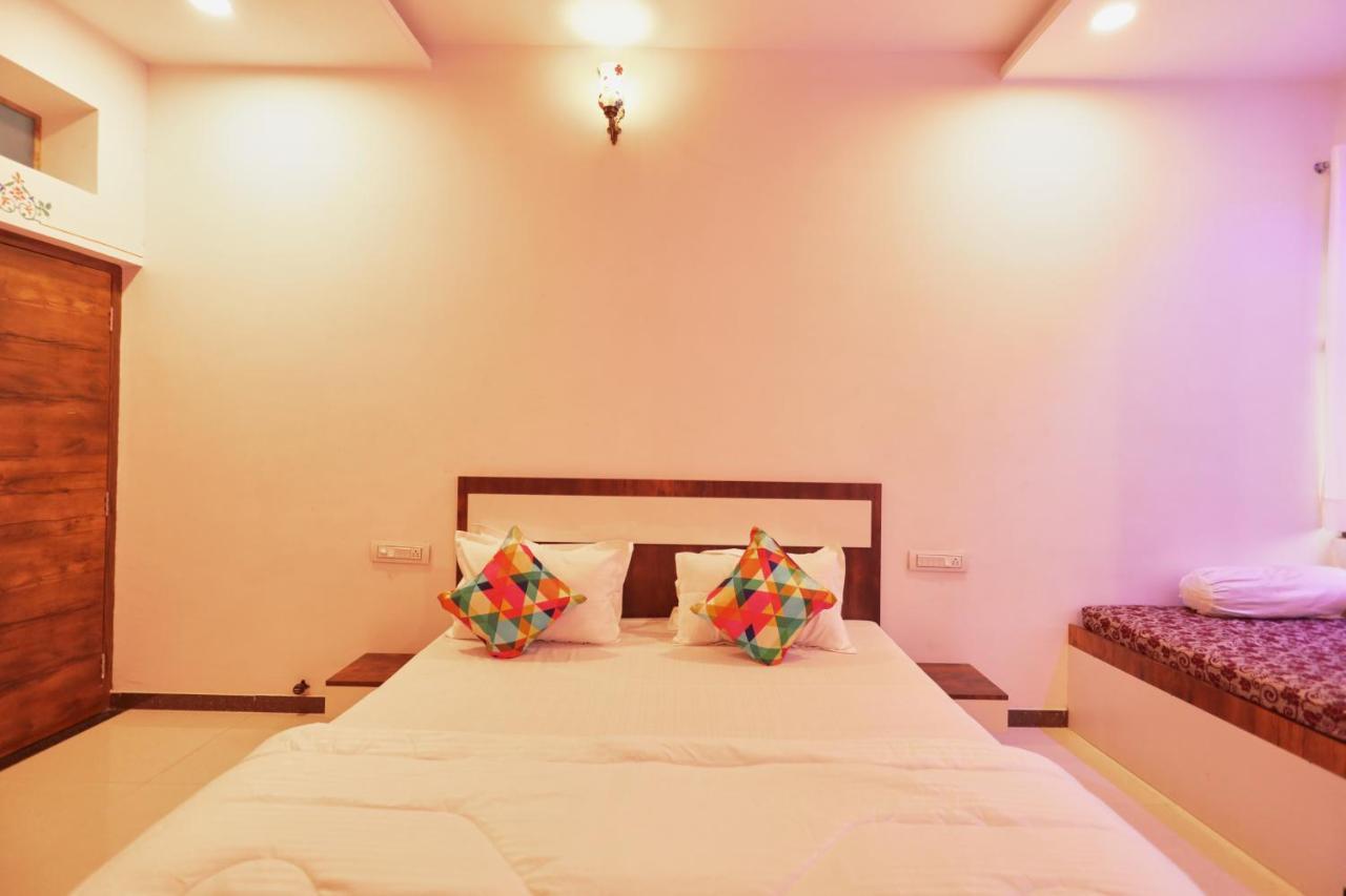 Neev Haweli Hotel Udaipur Buitenkant foto