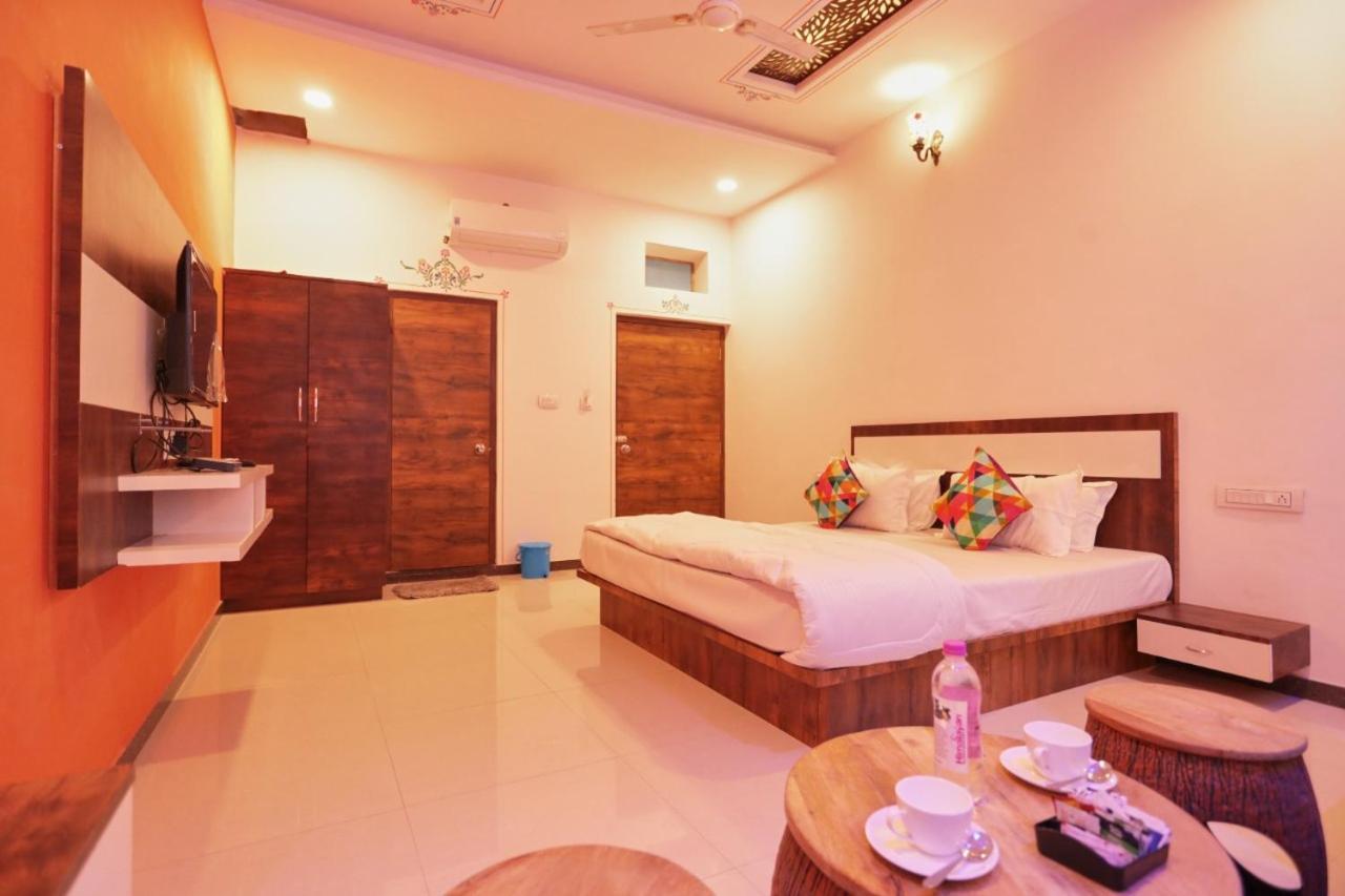 Neev Haweli Hotel Udaipur Buitenkant foto
